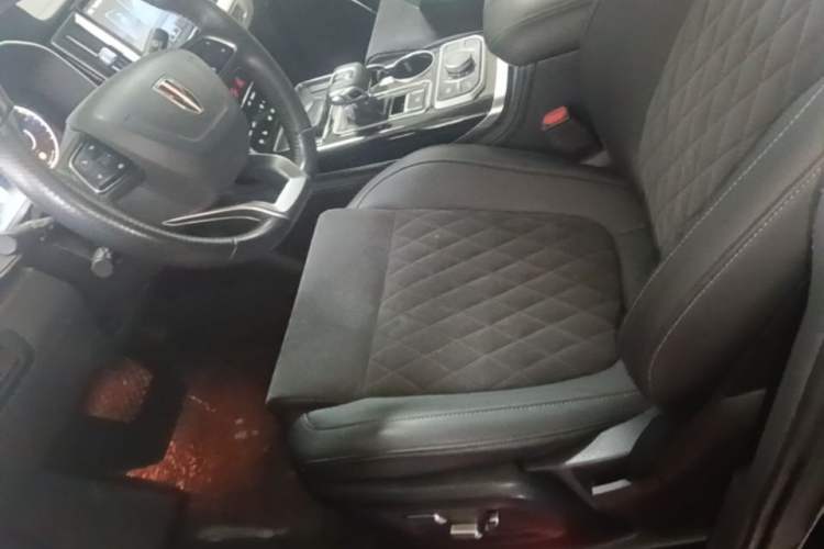Used Hongqi HS7 2022 3.0T Automatic All-Wheel Drive ZhiLian Flagship Edition Five Seats Left Front Seat