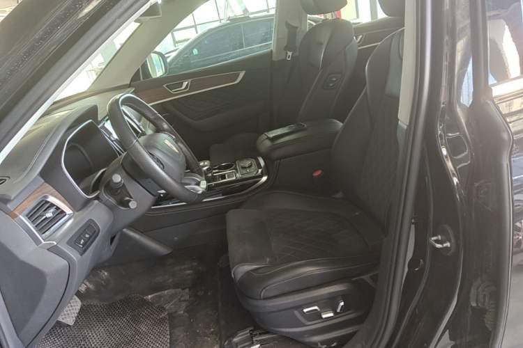 Used Hongqi HS7 2022 3.0T Automatic All-Wheel Drive ZhiLian Flagship Edition Five Seats Left Front Seat