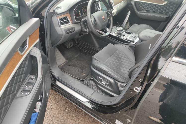 Used Hongqi HS7 2022 2.0T DCT Two-Wheel Drive Smart Connect Flagship Edition Seven Seats Left Front Seat