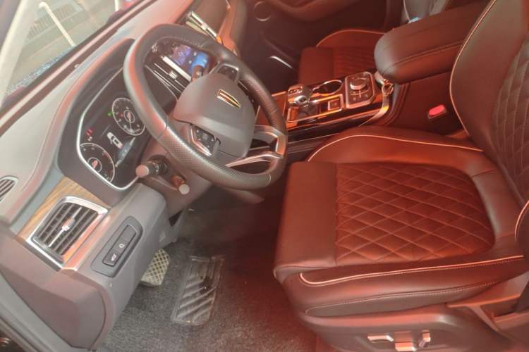 Used Hongqi HS7 2022 3.0T Automatic All-Wheel Drive ZhiLian QiChang Edition 5 Seats Left Front Seat