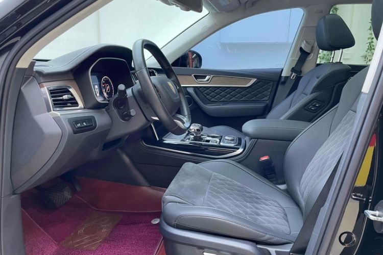 Used Hongqi HS7 2022 3.0T Automatic All-Wheel Drive ZhiLian Flagship Edition Five Seats Left Front Seat