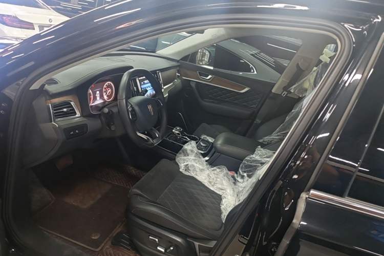 Used Hongqi HS7 2022 3.0T Automatic All-Wheel Drive ZhiLian Flagship Edition Five Seats Left Front Seat