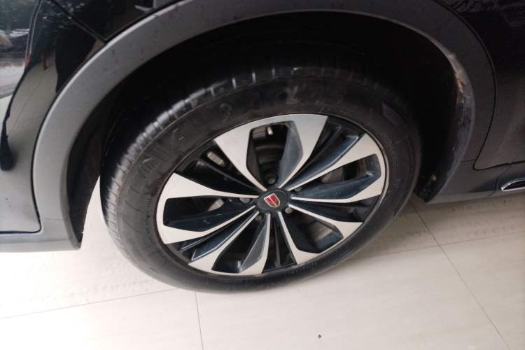 Used Hongqi HS7 2022 2.0T DCT Two-Wheel Drive Smart Connect Flagship Edition Seven Seats Left Front Wheel Hub