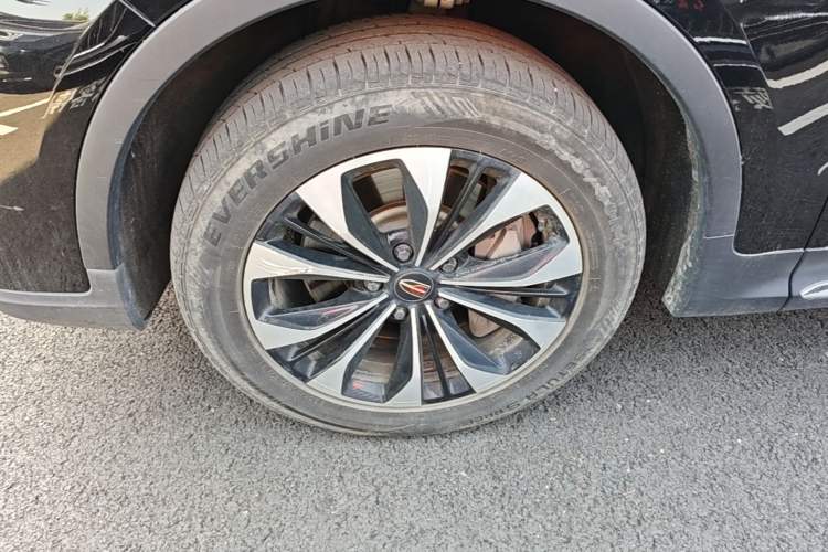 Used Hongqi HS7 2022 3.0T Automatic All-Wheel Drive ZhiLian Flagship Edition Five Seats Left Front Wheel Hub