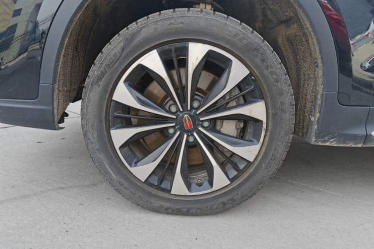 Used Hongqi HS7 2022 3.0T Automatic All-Wheel Drive ZhiLian Flagship Edition Five Seats Left Front Wheel Hub