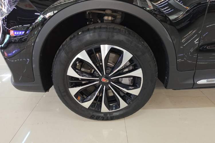 Used Hongqi HS7 2022 2.0T DCT Two-Wheel Drive Smart Connect Flagship Edition Five Seats Left Front Wheel Hub