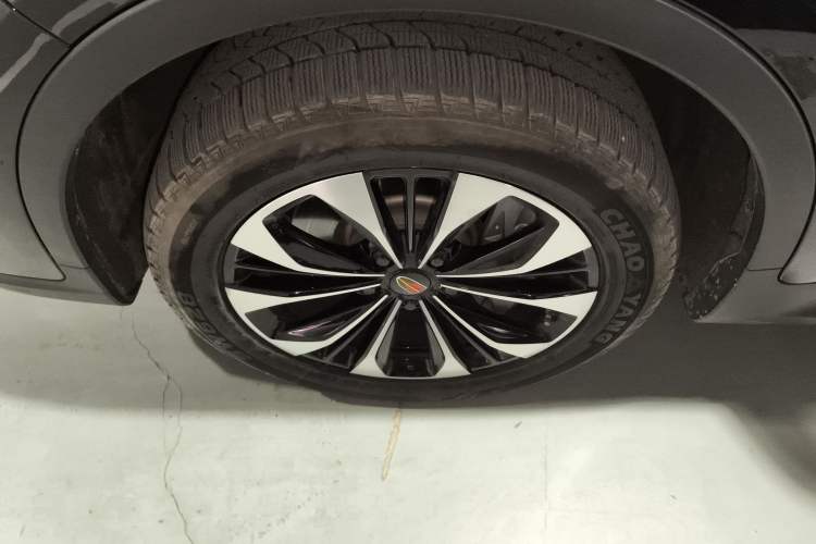 Used Hongqi HS7 2022 3.0T Automatic All-Wheel Drive ZhiLian Flagship Edition Five Seats Left Front Wheel Hub