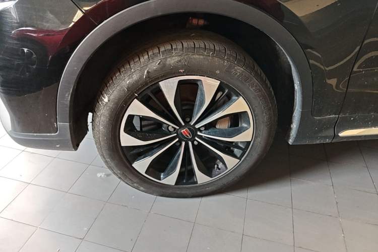 Used Hongqi HS7 2022 3.0T Automatic All-Wheel Drive ZhiLian Flagship Edition Five Seats Left Front Wheel Hub