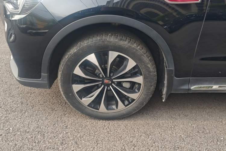 Used Hongqi HS7 2022 2.0T DCT Two-Wheel Drive Smart Connect Flagship Edition Seven Seats Left Front Wheel Hub