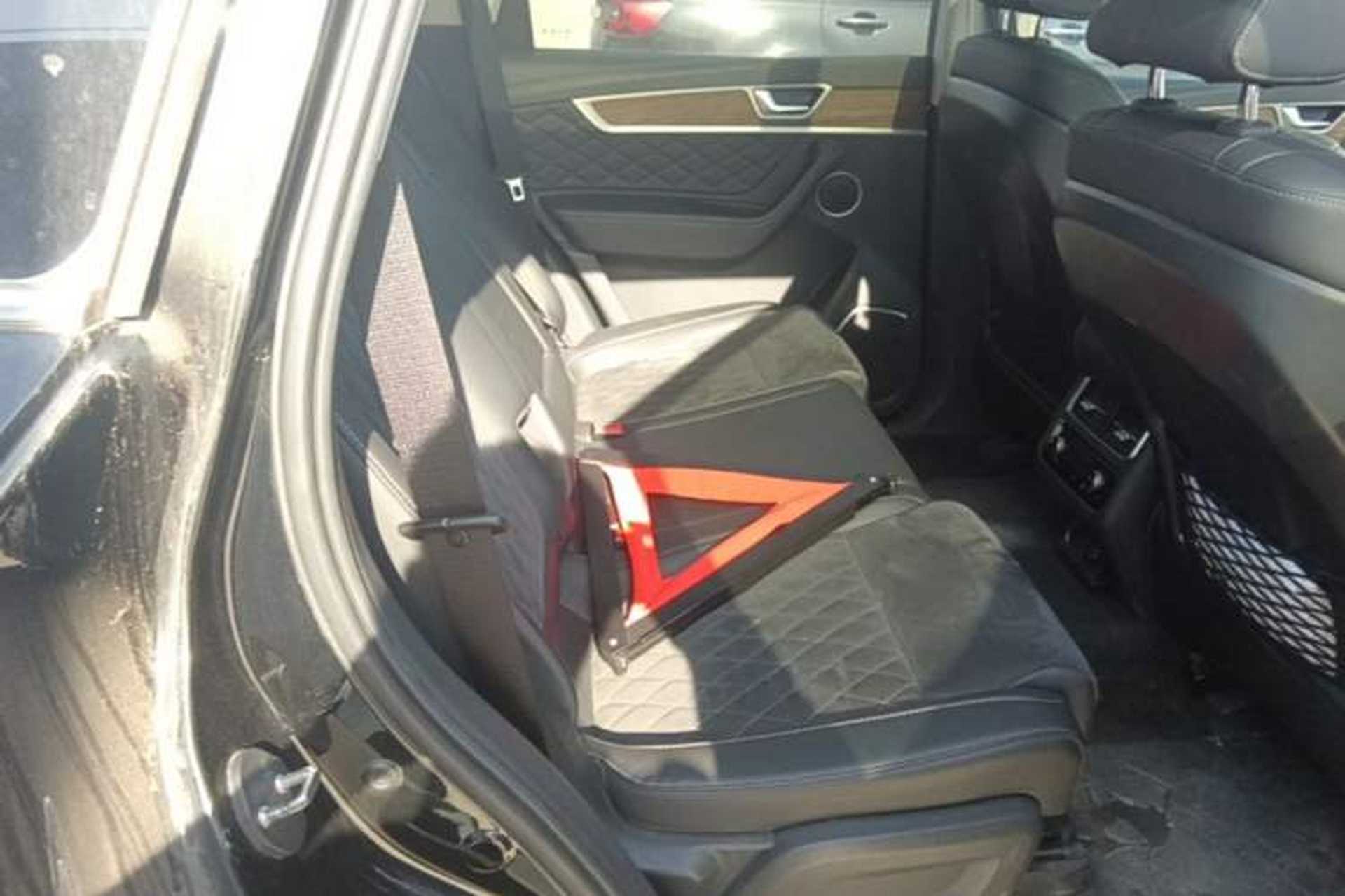 Used Hongqi HS7 2022 3.0T Automatic All-Wheel Drive ZhiLian Flagship Edition Five Seats Left Rear Seat
