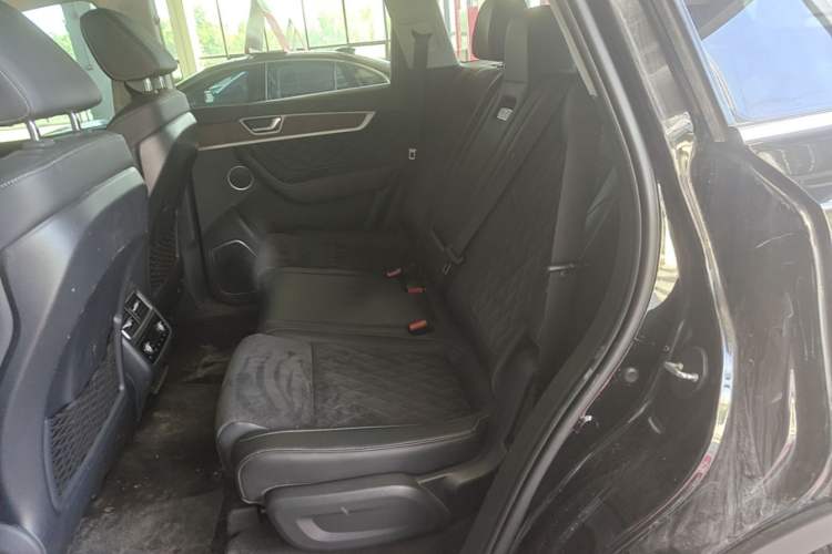 Used Hongqi HS7 2022 3.0T Automatic All-Wheel Drive ZhiLian Flagship Edition Five Seats Left Rear Seat