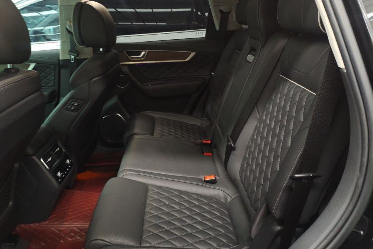 Used Hongqi HS7 2022 3.0T Automatic All-Wheel Drive ZhiLian QiChang Edition 5 Seats Left Rear Seat