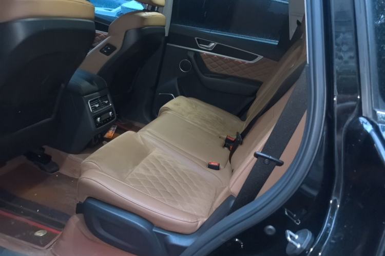Used Hongqi HS7 2022 3.0T Automatic All-Wheel Drive ZhiLian Flagship Edition Five Seats Left Rear Seat