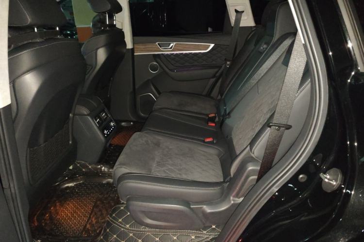 Used Hongqi HS7 2022 2.0T DCT Two-Wheel Drive Smart Connect Flagship Edition Five Seats Left Rear Seat