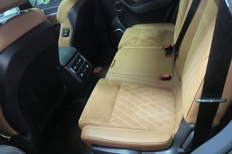 Used Hongqi HS7 2022 2.0T DCT Two-Wheel Drive Smart Connect Flagship Edition Seven Seats Left Rear Seat