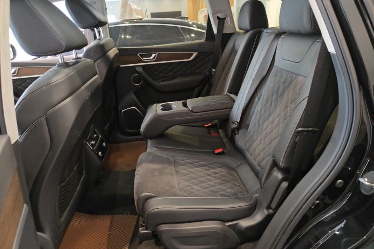 Used Hongqi HS7 2022 3.0T Automatic All-Wheel Drive ZhiLian Flagship Edition Five Seats Left Rear Seat