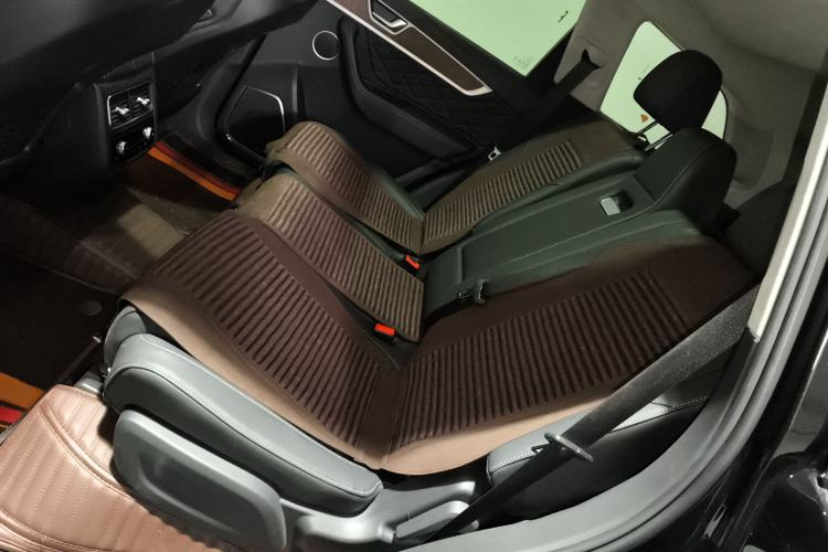 Used Hongqi HS7 2022 3.0T Automatic All-Wheel Drive ZhiLian Flagship Edition Five Seats Left Rear Seat