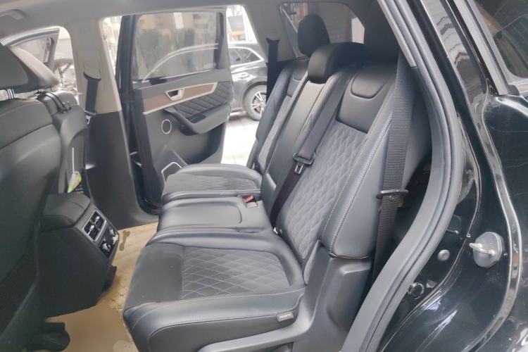 Used Hongqi HS7 2022 2.0T DCT Two-Wheel Drive Smart Connect Flagship Edition Seven Seats Left Rear Seat