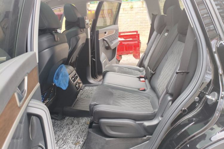 Used Hongqi HS7 2022 2.0T DCT Two-Wheel Drive Smart Connect Flagship Edition Seven Seats Left Rear Seat