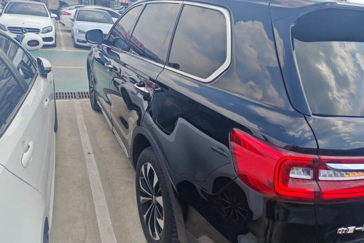 Used Hongqi HS7 2022 2.0T DCT Two-Wheel Drive Smart Connect Flagship Edition Five Seats Left Side