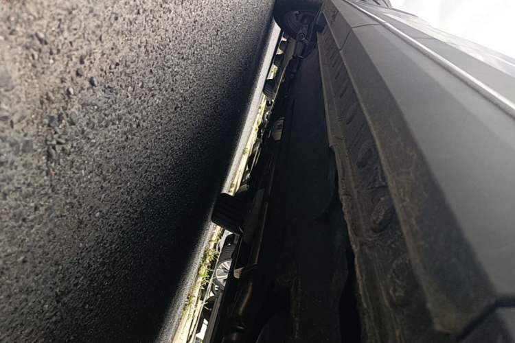 Used Hongqi HS7 2022 3.0T Automatic All-Wheel Drive Smart Connect Flagship Edition 7 Seats Left Side Sill