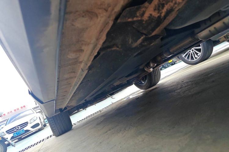 Used Hongqi HS7 2022 2.0T DCT Two-Wheel Drive Smart Connect Flagship Edition Five Seats Left Side Sill