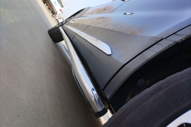 Used Hongqi HS7 2022 2.0T DCT Two-Wheel Drive Smart Connect Flagship Edition Seven Seats Left Side Sill