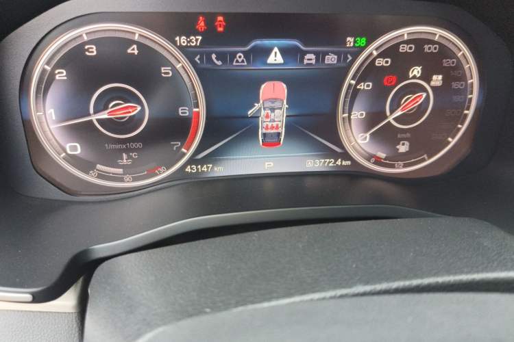 Used Hongqi HS7 2022 3.0T Automatic All-Wheel Drive ZhiLian Flagship Edition Five Seats Odometer Close Up