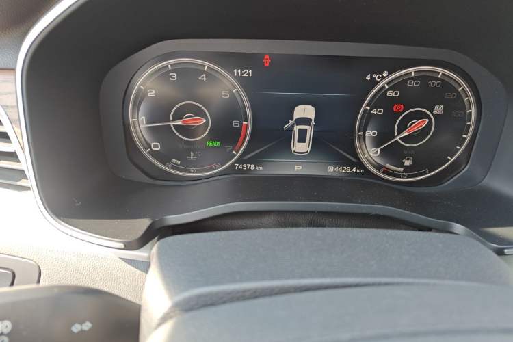 Used Hongqi HS7 2022 2.0T DCT Two-Wheel Drive Smart Connect Flagship Edition 7 Seats Odometer Close Up