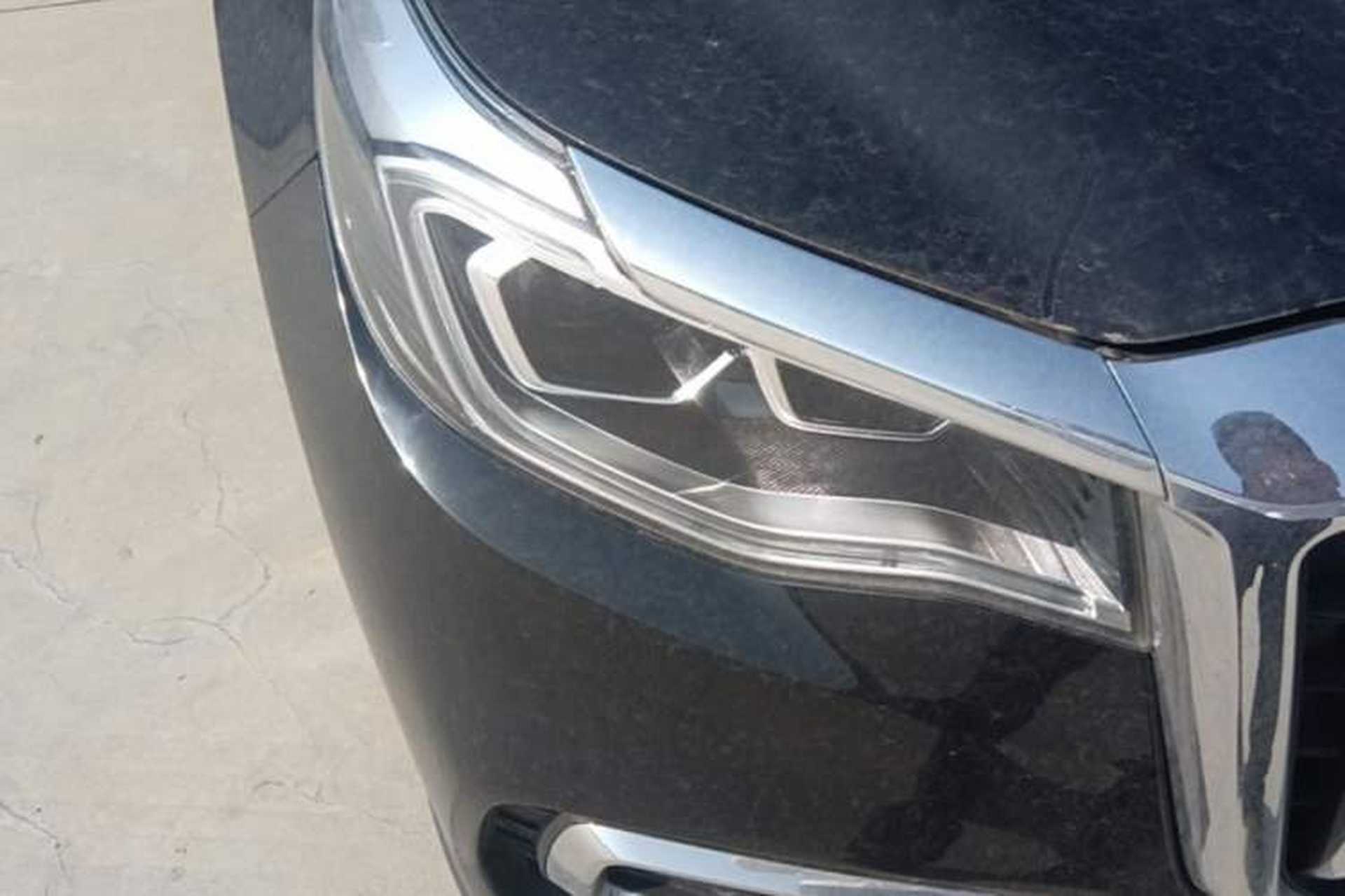 Used Hongqi HS7 2022 3.0T Automatic All-Wheel Drive ZhiLian Flagship Edition Five Seats Right Front Headlight