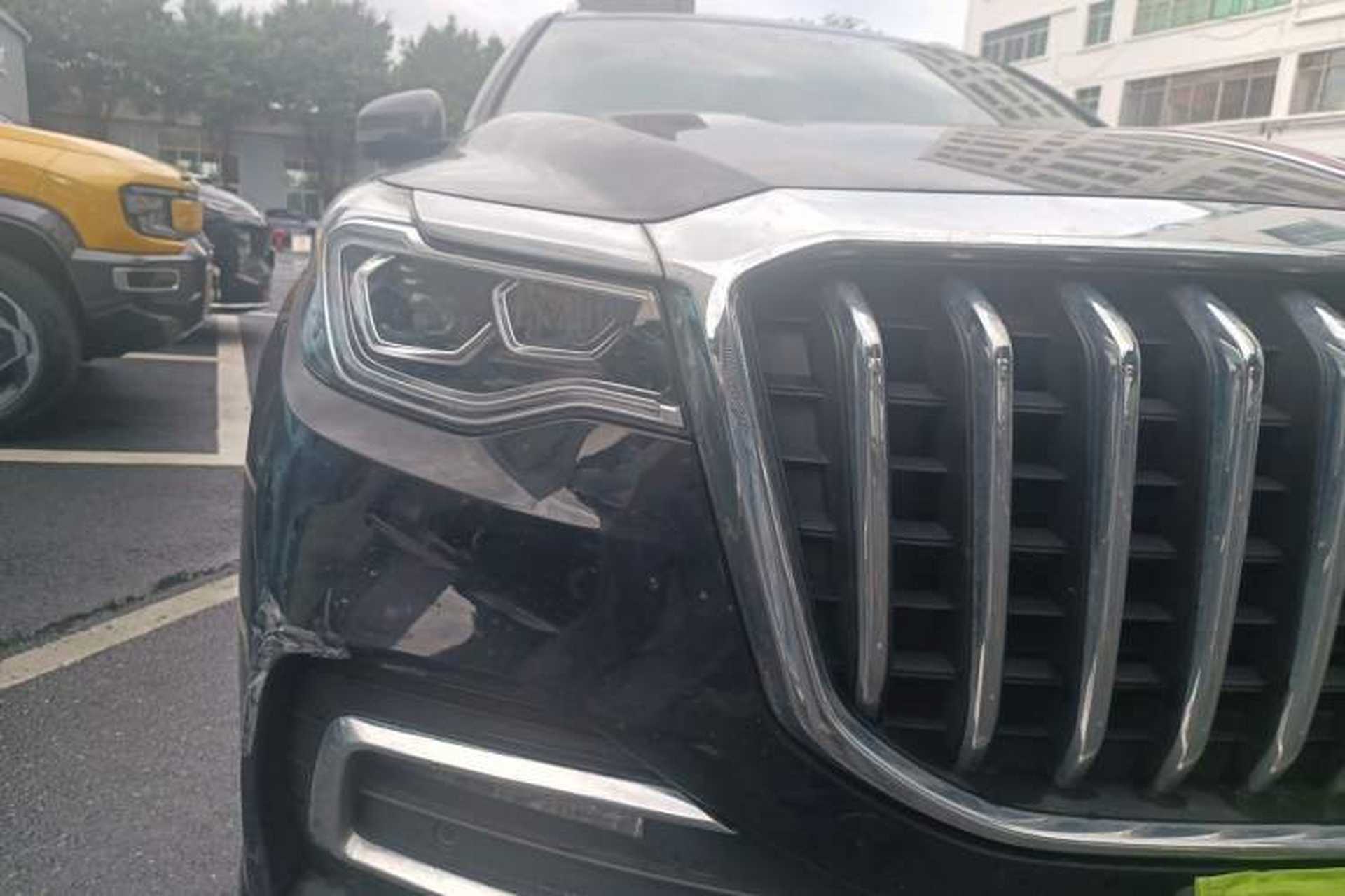 Used Hongqi HS7 2022 2.0T DCT Two-Wheel Drive Smart Connect Flagship Edition 7 Seats Right Front Headlight