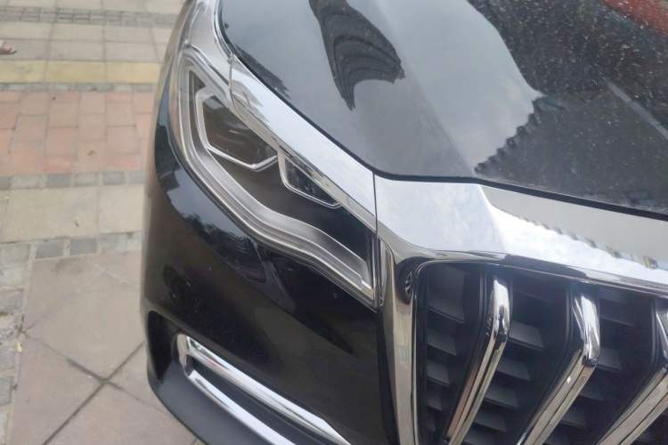 Used Hongqi HS7 2022 2.0T DCT Two-Wheel Drive Smart Connect Flagship Edition Five Seats Right Front Headlight
