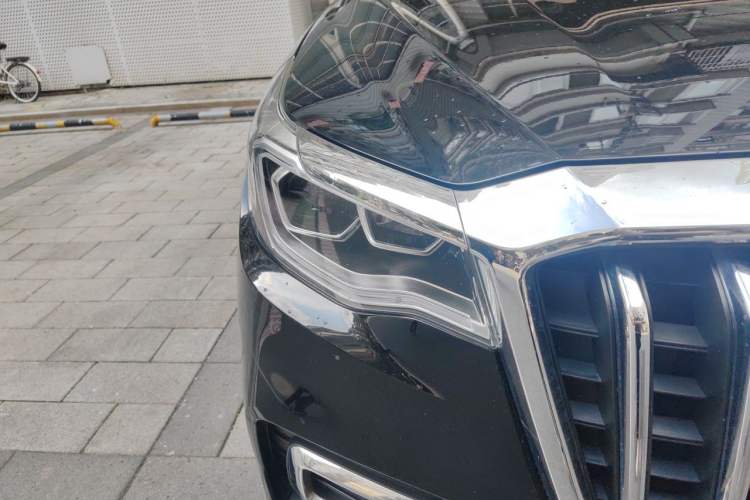 Used Hongqi HS7 2022 2.0T DCT Two-Wheel Drive Smart Connect Flagship Edition Seven Seats Right Front Headlight