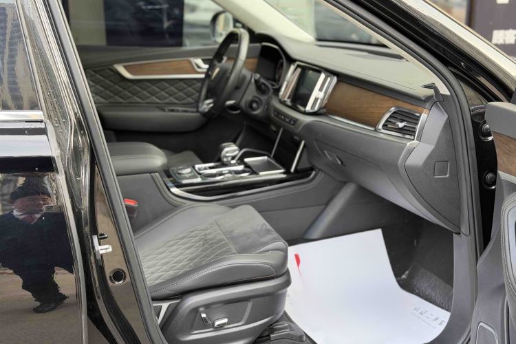 Used Hongqi HS7 2022 3.0T Automatic All-Wheel Drive ZhiLian Flagship Edition Five Seats Right Front Seat