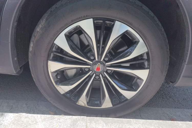 Used Hongqi HS7 2022 2.0T DCT Two-Wheel Drive Smart Connect Flagship Edition Seven Seats Right Front Wheel Hub