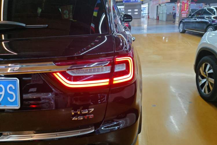 Used Hongqi HS7 2022 2.0T DCT Two-Wheel Drive Smart Connect Flagship Edition Five Seats Right Rear Taillight