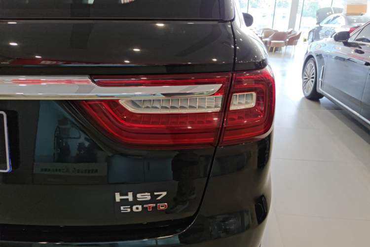 Used Hongqi HS7 2022 3.0T Automatic All-Wheel Drive ZhiLian Flagship Edition Five Seats Right Rear Taillight