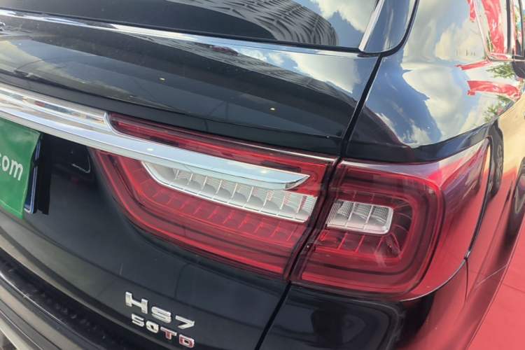 Used Hongqi HS7 2022 3.0T Automatic All-Wheel Drive ZhiLian Flagship Edition Five Seats Right Rear Taillight