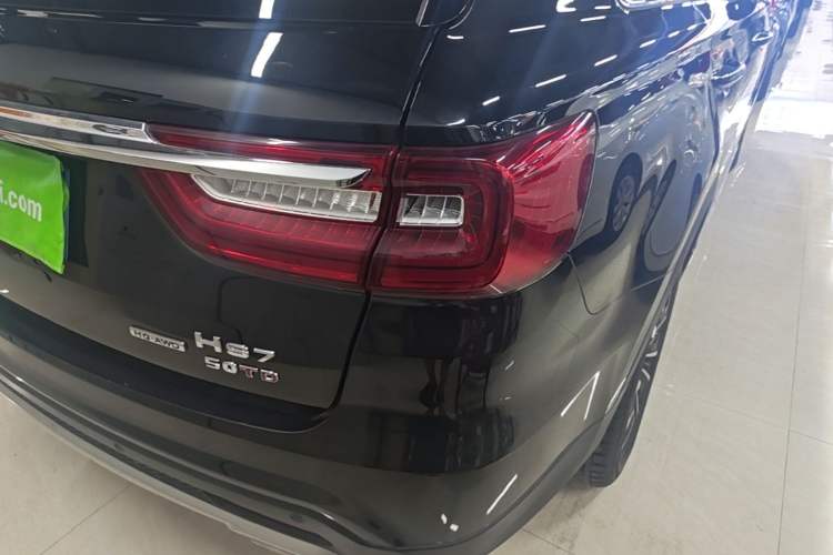 Used Hongqi HS7 2022 3.0T Automatic All-Wheel Drive ZhiLian Flagship Edition Five Seats Right Rear Taillight