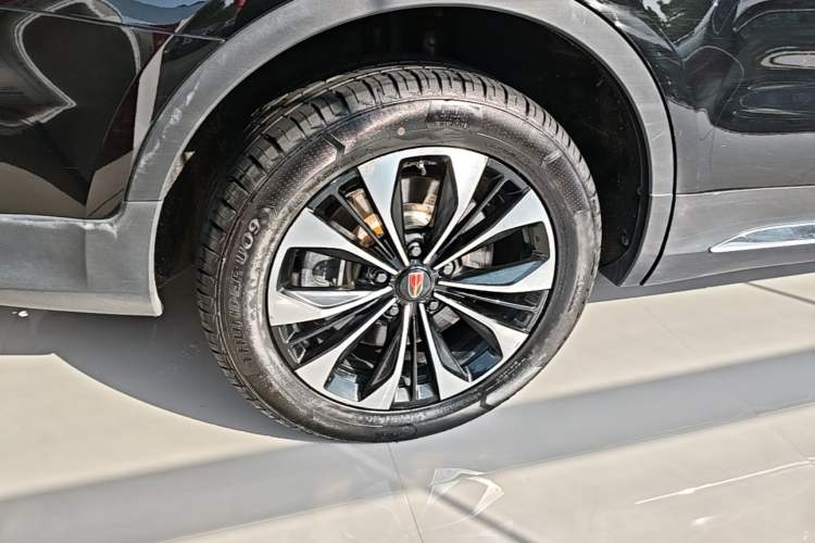 Used Hongqi HS7 2022 3.0T Automatic All-Wheel Drive ZhiLian Flagship Edition Five Seats Right Rear Wheel Hub