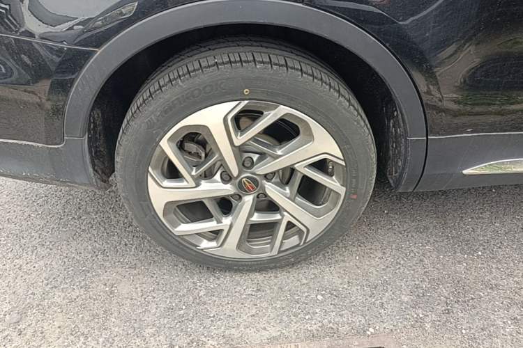 Used Hongqi HS7 2022 3.0T Automatic All-Wheel Drive Smart Connect Flagship Edition 7 Seats Right Rear Wheel Hub