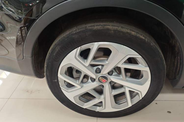 Used Hongqi HS7 2022 3.0T Automatic All-Wheel Drive ZhiLian QiChang Edition 5 Seats Right Rear Wheel Hub