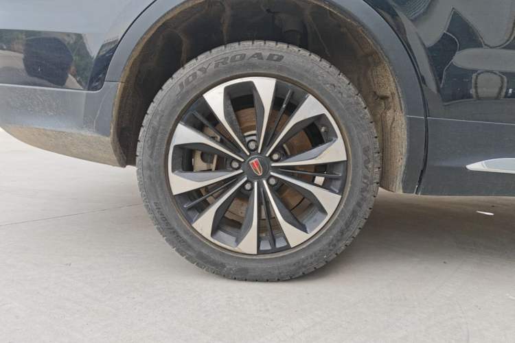 Used Hongqi HS7 2022 3.0T Automatic All-Wheel Drive ZhiLian Flagship Edition Five Seats Right Rear Wheel Hub