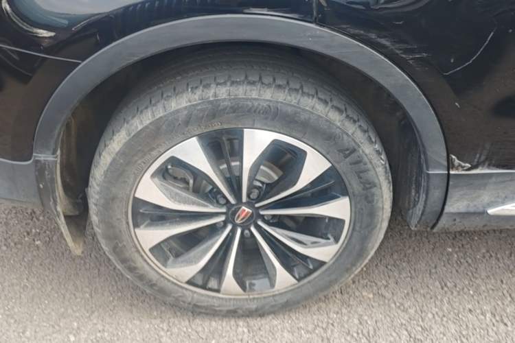 Used Hongqi HS7 2022 2.0T DCT Two-Wheel Drive Smart Connect Flagship Edition Seven Seats Right Rear Wheel Hub