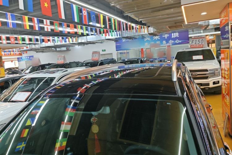Used Hongqi HS7 2022 2.0T DCT Two-Wheel Drive Smart Connect Flagship Edition Five Seats Roof