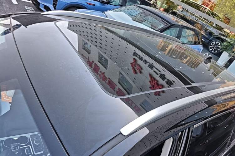 Used Hongqi HS7 2022 3.0T Automatic All-Wheel Drive ZhiLian Flagship Edition Five Seats Roof