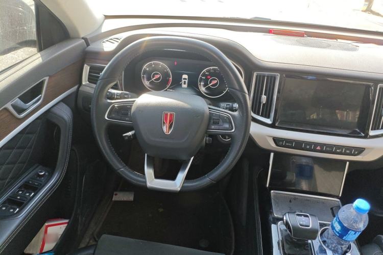 Used Hongqi HS7 2022 2.0T DCT Two-Wheel Drive Smart Connect Flagship Edition 7 Seats Steering Wheel