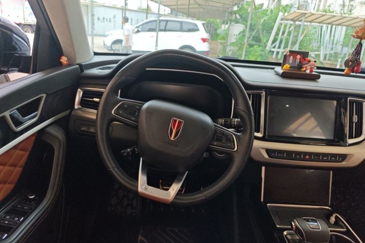 Used Hongqi HS7 2022 2.0T DCT Two-Wheel Drive Smart Connect Flagship Edition Five Seats Steering Wheel