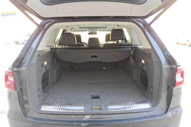 Used Hongqi HS7 2022 3.0T Automatic All-Wheel Drive ZhiLian Flagship Edition Five Seats Trunk