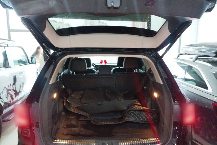 Used Hongqi HS7 2022 2.0T DCT Two-Wheel Drive Smart Connect Flagship Edition Seven Seats Trunk